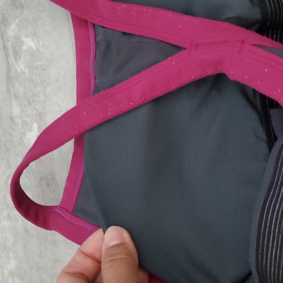 LULULEMON RACERBACK TANK TOP SIZE 8 - Picture 5 of 6